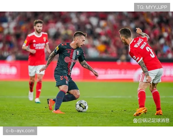 Lautaro欧冠小组赛表现出色，助力球队成功晋级淘汰赛