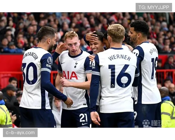 热刺边路进攻火力全开，状态回暖成近期焦点