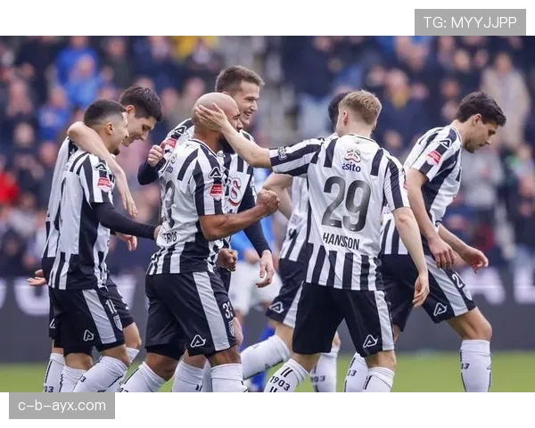 边路猛攻不断，AC米兰中路却一打就散？